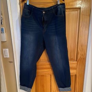 Women’s Dark Wash Cuffed Jeans